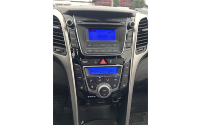 Hyundai I30 1.6CRDI EURO 5 - автомобили, коли, обяви за нови и употребявани 11