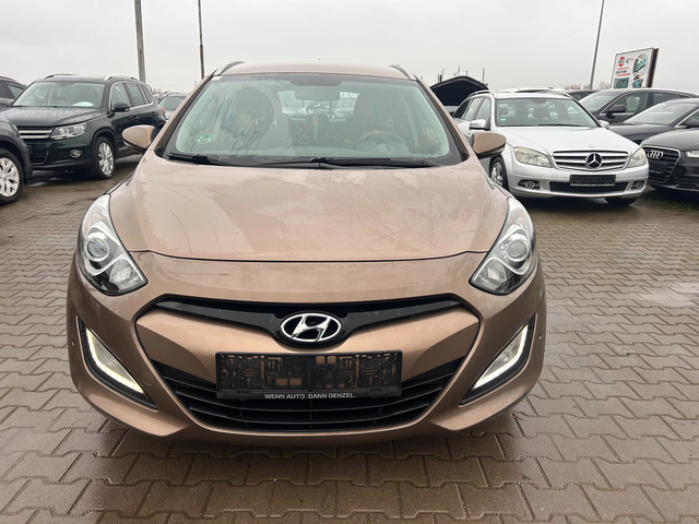 Hyundai I30 1.6CRDI EURO 5 - автомобили, коли, обяви за нови и употребявани 2