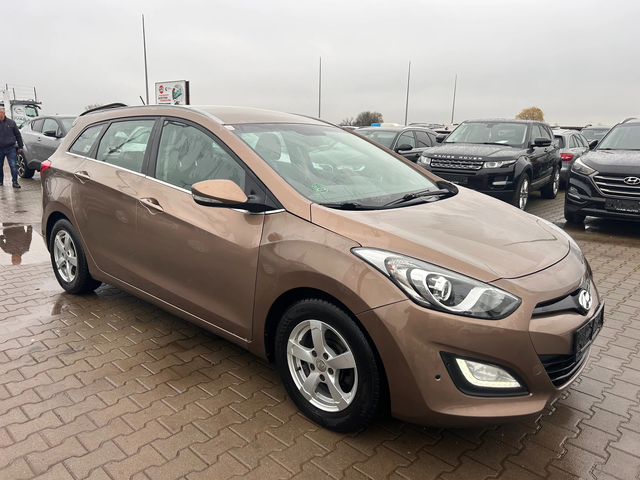 Hyundai I30 1.6CRDI EURO 5 - автомобили, коли, обяви за нови и употребявани 3