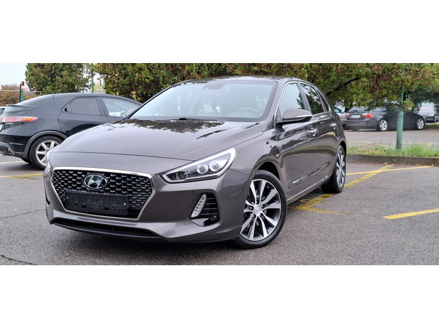 Hyundai I30 1.6 Euro 6 Moon rock Distronic Лимитирана!! - автомобили, коли, обяви за нови и употребявани 2