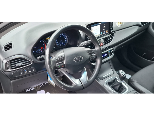 Hyundai I30 1.6 Euro 6 Moon rock Distronic Лимитирана!! - автомобили, коли, обяви за нови и употребявани 8