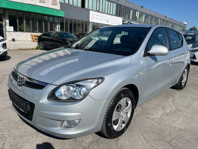 Hyundai I30 1.6i DOHC - автомобили, коли, обяви за нови и употребявани 2