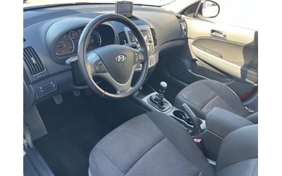 Hyundai I30 1.6i DOHC - автомобили, коли, обяви за нови и употребявани 8