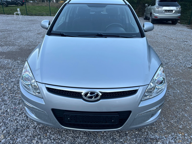 Hyundai I30 1.6i DOHC - автомобили, коли, обяви за нови и употребявани 1