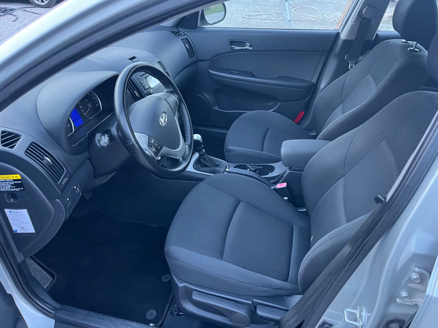 Hyundai I30 1.6i DOHC - автомобили, коли, обяви за нови и употребявани 6