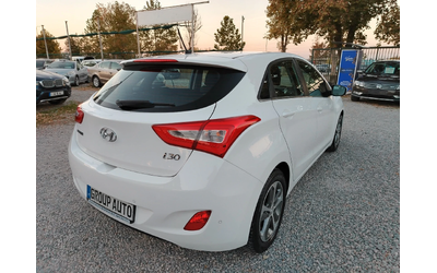 Hyundai I30 1.6CRDI-110к.с/АВТОМАТИК/КЛИМАТРОНИК /КАТО НОВА!!! - автомобили, коли, обяви за нови и употребявани 6