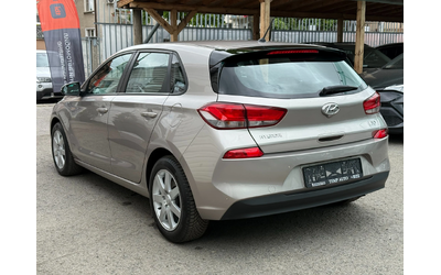 Hyundai I30 1.4I* 99к.с* 6ск* LED* СЕРВИЗНА КНИЖКА С ПЪЛНА ИСТ - автомобили, коли, обяви за нови и употребявани 6