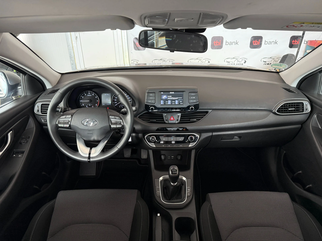 Hyundai I30 1.4I* 99к.с* 6ск* LED* СЕРВИЗНА КНИЖКА С ПЪЛНА ИСТ - автомобили, коли, обяви за нови и употребявани 9