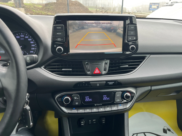 Hyundai I30 1.6 автомат - автомобили, коли, обяви за нови и употребявани 13