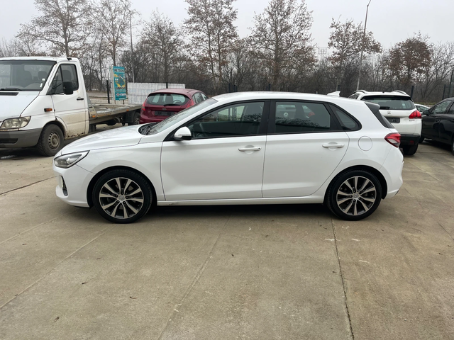 Hyundai I30 1.6 автомат - автомобили, коли, обяви за нови и употребявани 1
