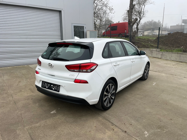 Hyundai I30 1.6 автомат - автомобили, коли, обяви за нови и употребявани 4