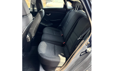 Hyundai I30 - автомобили, коли, обяви за нови и употребявани 11