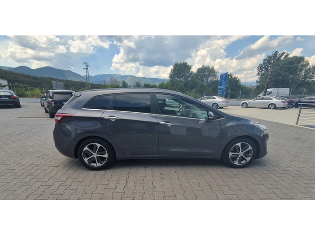 Hyundai I30 ЛИЗИНГ - автомобили, коли, обяви за нови и употребявани 5