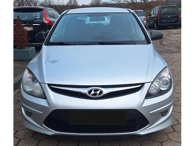 Hyundai I30 1.6CRD-i/euro 5 - автомобили, коли, обяви за нови и употребявани 3