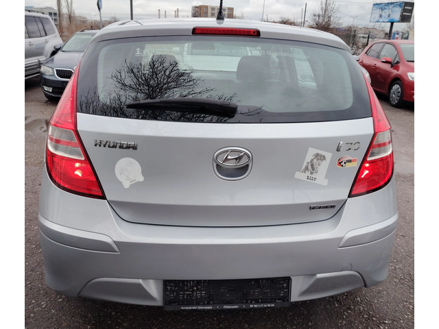 Hyundai I30 1.6CRD-i/euro 5 - автомобили, коли, обяви за нови и употребявани 6
