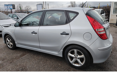 Hyundai I30 1.6CRD-i/euro 5 - автомобили, коли, обяви за нови и употребявани 7