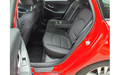 Hyundai I30 4-вр. Хечбек 99к.с. Бензин - автомобили, коли, обяви за нови и употребявани 12