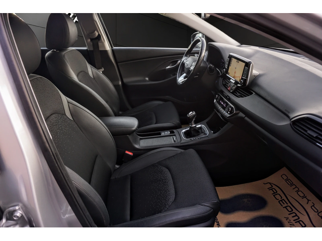 Hyundai I30 1.6CRDI STYLE - автомобили, коли, обяви за нови и употребявани 13