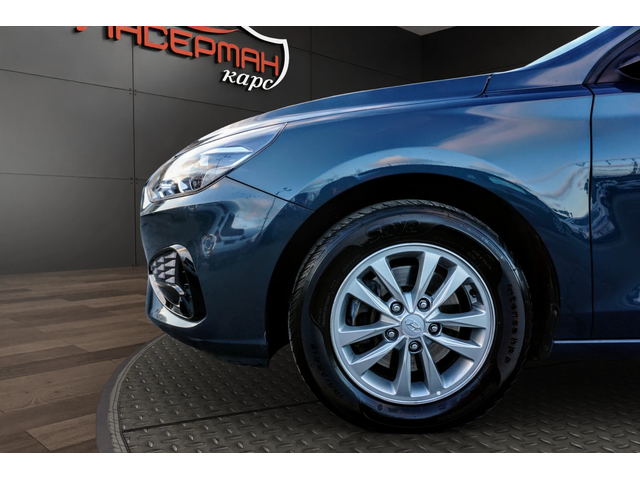 Hyundai I30 1.6 CRDI SW COMFORT - автомобили, коли, обяви за нови и употребявани 14