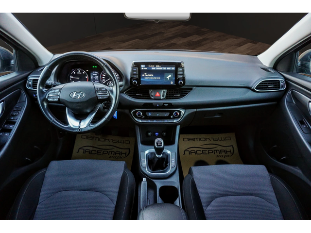 Hyundai I30 1.6 CRDI SW COMFORT - автомобили, коли, обяви за нови и употребявани 8