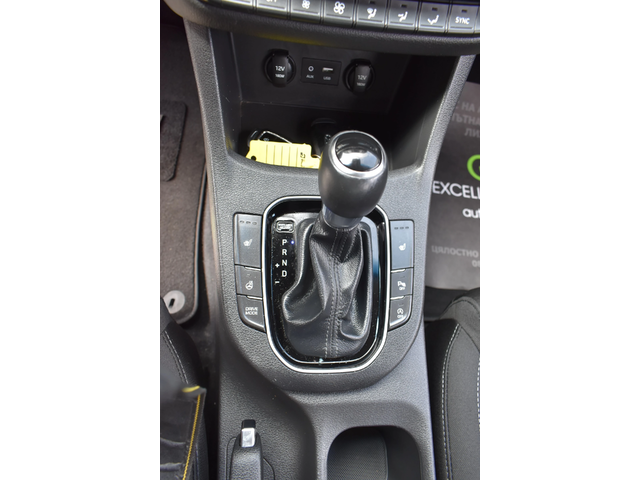 Hyundai I30 1.4T* 140H.P - автомобили, коли, обяви за нови и употребявани 13