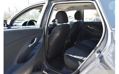 Hyundai I30 1.6D* AUTOMAT - автомобили, коли, обяви за нови и употребявани 9