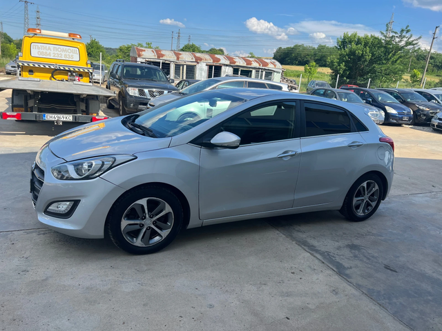 Hyundai I30 1.6crdi * Navi* * Nova* UNIKAT* - автомобили, коли, обяви за нови и употребявани 3