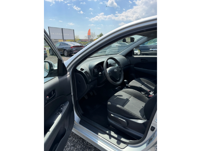 Hyundai I30 РЕГИСТРИРАНА* ГАЗ - автомобили, коли, обяви за нови и употребявани 4