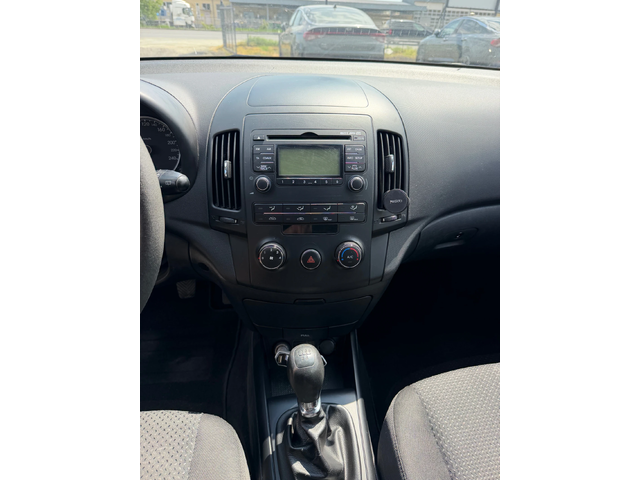 Hyundai I30 РЕГИСТРИРАНА* ГАЗ - автомобили, коли, обяви за нови и употребявани 7