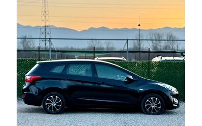 Hyundai I30 1.6CRDi EURO 6 - автомобили, коли, обяви за нови и употребявани 6