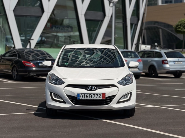 Hyundai I30 1.4Бензин-лизинг през Уникредит - автомобили, коли, обяви за нови и употребявани 1