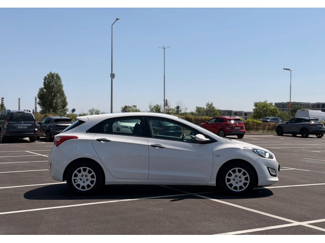 Hyundai I30 1.4Бензин-лизинг през Уникредит - автомобили, коли, обяви за нови и употребявани 3