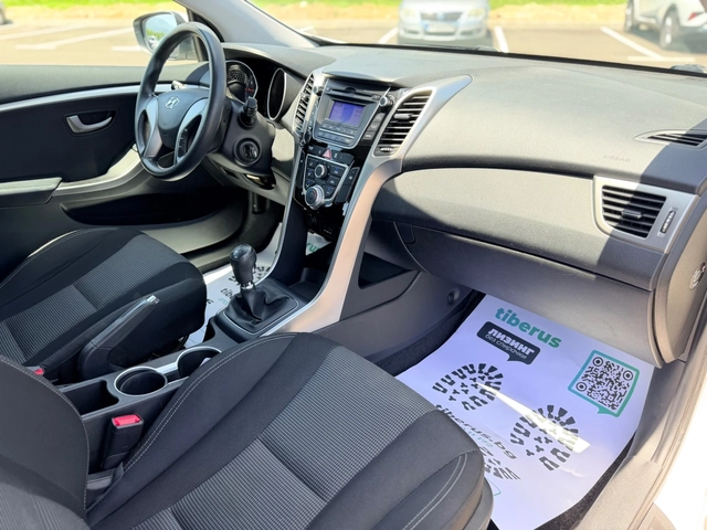 Hyundai I30 1.4 Бензин-Лизинг първа вноска 2300 евро - автомобили, коли, обяви за нови и употребявани 11
