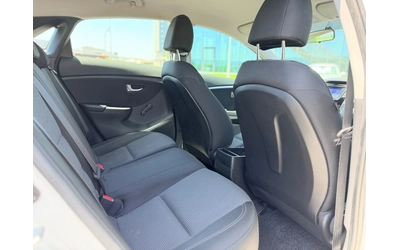 Hyundai I30 1.4 Бензин-Лизинг първа вноска 2300 евро - автомобили, коли, обяви за нови и употребявани 12