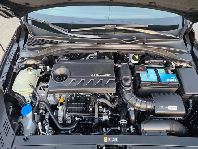 Hyundai I30 1.4I-140к.с EURO 6b-АВТОМАТИК-ШВЕЙЦАРИЯ - автомобили, коли, обяви за нови и употребявани 15