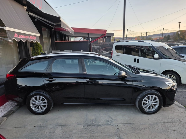 Hyundai I30 1.4I-140к.с EURO 6b-АВТОМАТИК-ШВЕЙЦАРИЯ - автомобили, коли, обяви за нови и употребявани 4
