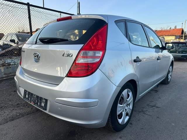 Hyundai I30 1, 400 GPL EURO5 - автомобили, коли, обяви за нови и употребявани 5