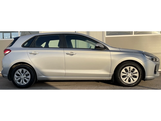 Hyundai I30 Върнат от Лизинг - автомобили, коли, обяви за нови и употребявани 5