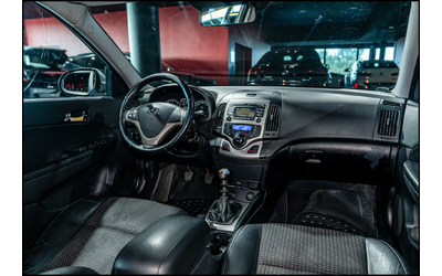 Hyundai I30 Hyundai I30  - автомобили, коли, обяви за нови и употребявани 12