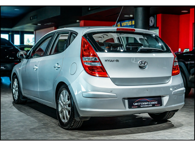 Hyundai I30 Hyundai I30  - автомобили, коли, обяви за нови и употребявани 3