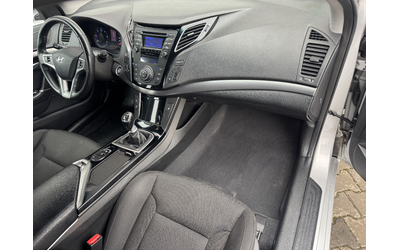 Hyundai I40 1, 7crdi 136ps, клима, аутохолд, подгрев, мулти, евро 5 - автомобили, коли, обяви за нови и употребявани 12