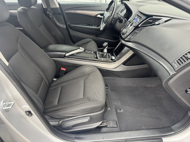 Hyundai I40 1, 7crdi 136ps, клима, аутохолд, подгрев, мулти, евро 5 - автомобили, коли, обяви за нови и употребявани 15
