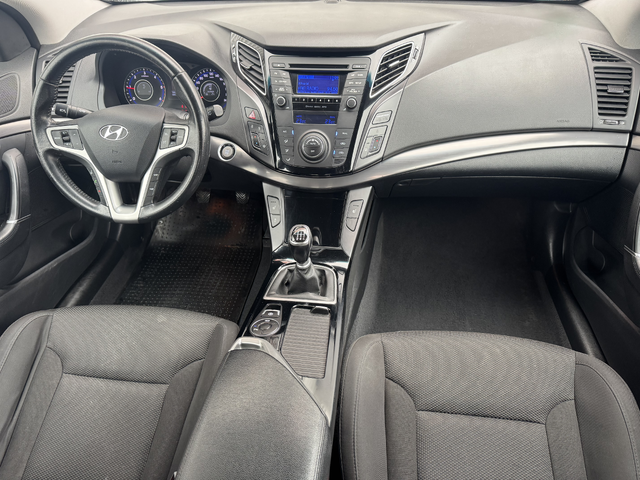 Hyundai I40 1, 7crdi 136ps, клима, аутохолд, подгрев, мулти, евро 5 - автомобили, коли, обяви за нови и употребявани 16
