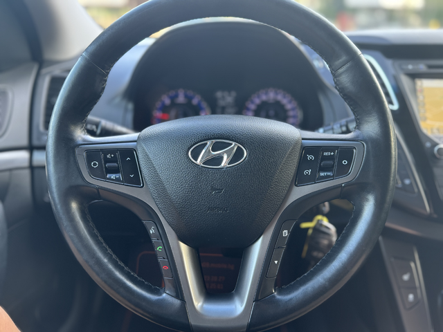 Hyundai I40 1.7CRDI / Камера /Автомат / ЛИЗИНГ - автомобили, коли, обяви за нови и употребявани 10