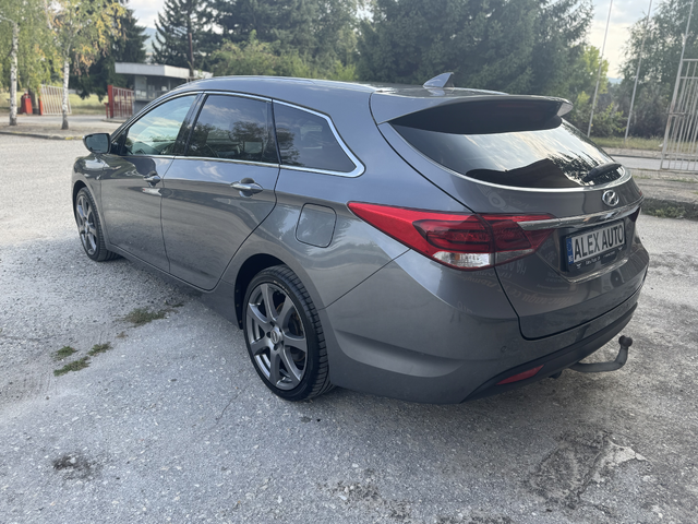 Hyundai I40 1.7CRDI / Камера /Автомат / ЛИЗИНГ - автомобили, коли, обяви за нови и употребявани 3