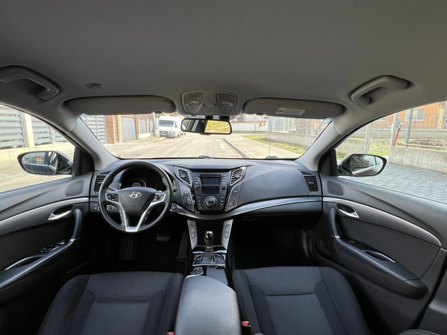 Hyundai I40 2.0i-AVTOMAT-ШВЕЙЦАРИЯ- - автомобили, коли, обяви за нови и употребявани 10