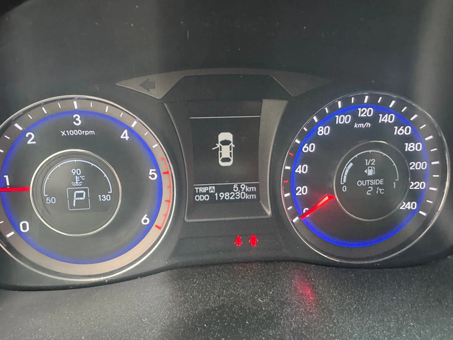 Hyundai I40, 2013 г., 198230 км, 136 к.с. - автомобили, коли, обяви за нови и употребявани 10