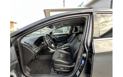 Hyundai I40 2.0 Premium - автомобили, коли, обяви за нови и употребявани 10