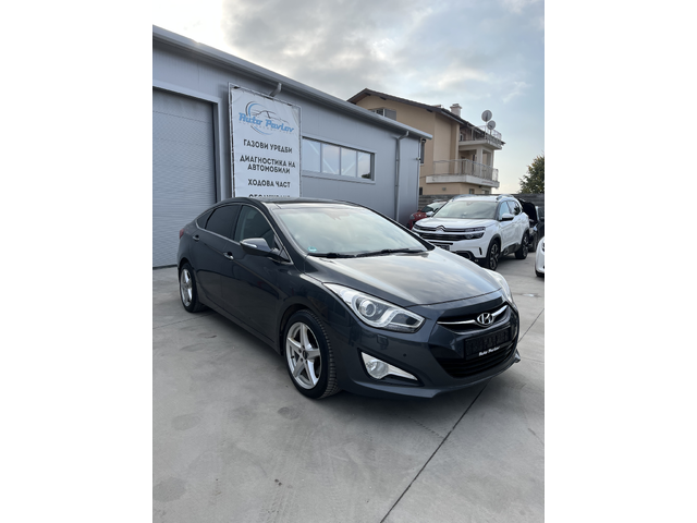 Hyundai I40 2.0 Premium - автомобили, коли, обяви за нови и употребявани 1