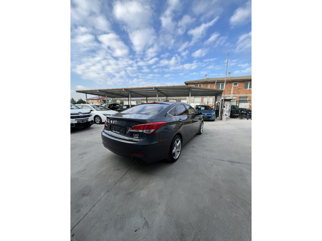 Hyundai I40 2.0 Premium - автомобили, коли, обяви за нови и употребявани 6